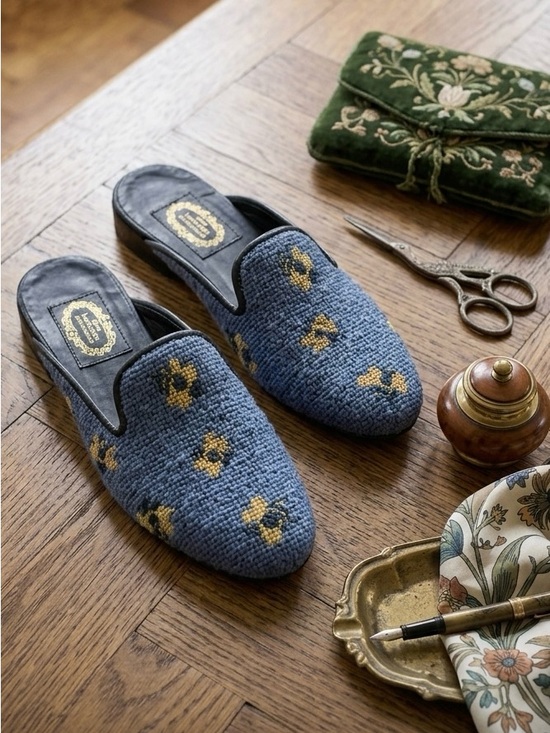 Larkspur Shoes - 🐝 The Larkspur Collection Blue Needlepoint Bee Mules/Slippers Size M (US 8/8.5)